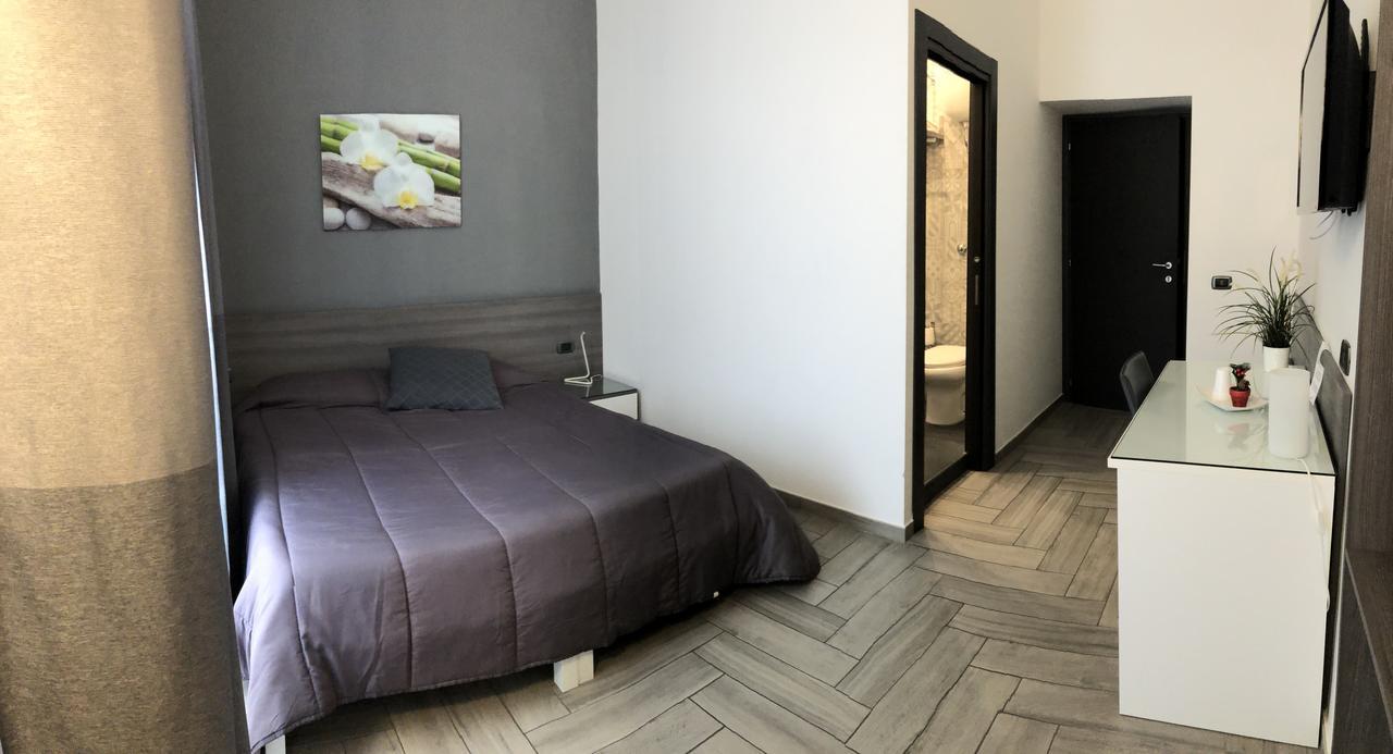 La Dimora Di Garibaldi Bed & Breakfast Naples Exterior photo