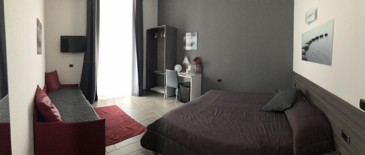 La Dimora Di Garibaldi Bed & Breakfast Naples Exterior photo